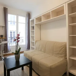 Renovated Studio For 2 Appartement Paris